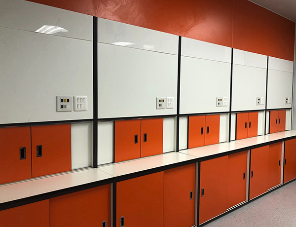 Kompaktit laminaattikaapit